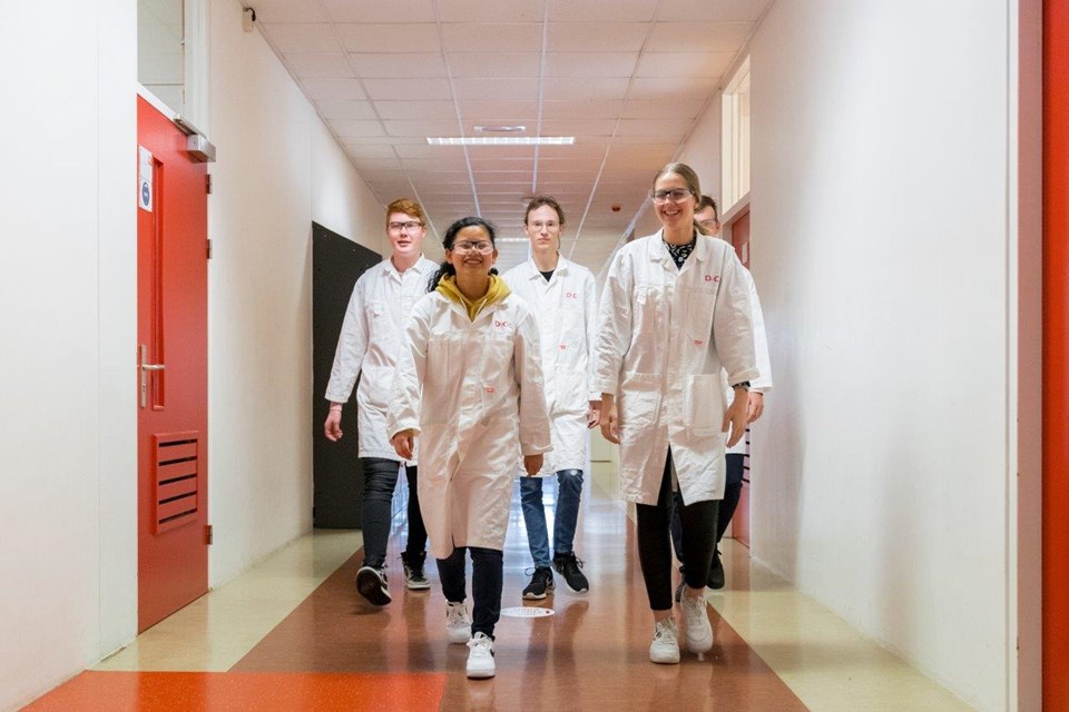 Studenten Lab Techniek klaar voor de praktijkles
