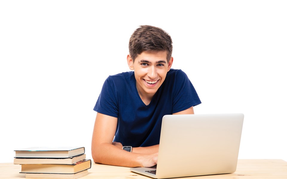 Student werkend met laptop