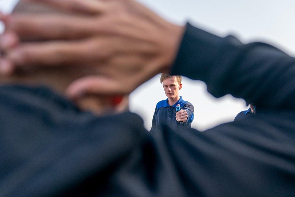 Doorkijkje naar student handhaving met pepperspray