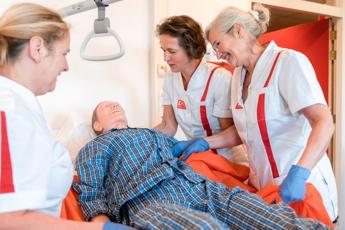 Verzorgende IG Drenthe College Iris Sijbom Fotografie 2022 IR103230 Verzorgende IG Drenthe College Iris Sijbom Fotografie 2022 IR103230