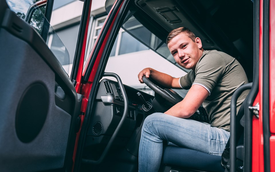 Portret Student in vrachtwagen