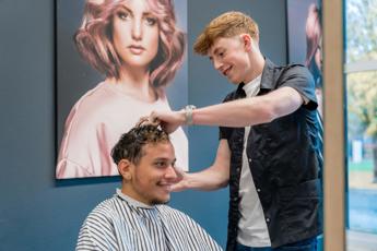 002 Haarstylist Salonmanager Heer Drenthe College Iris Sijbom Fotografie 2022 IR108783 002 Haarstylist Salonmanager Heer Drenthe College Iris Sijbom Fotografie 2022 IR108783