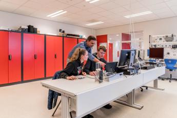 APL Werktuigbouw Electro Drenthe College Emmen Iris Sijbom Fotografie 2022 IR103844 APL Werktuigbouw Electro Drenthe College Emmen Iris Sijbom Fotografie 2022 IR103844