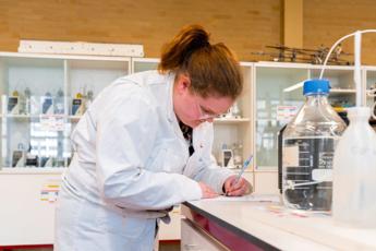 VSW 98 Lab Techniek Drenthe College Emmen Iris Sijbom Fotografie 2022 IR100769 VSW 98 Lab Techniek Drenthe College Emmen Iris Sijbom Fotografie 2022 IR100769
